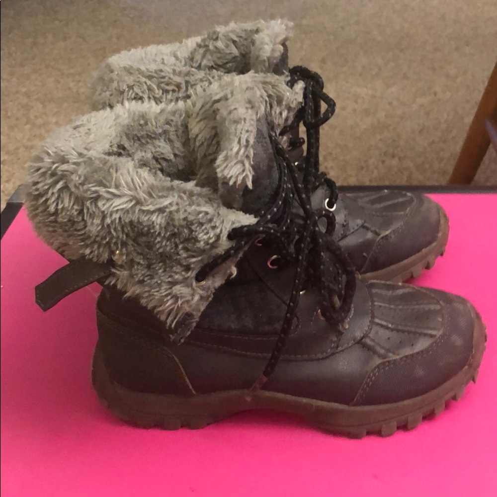 Girls boots